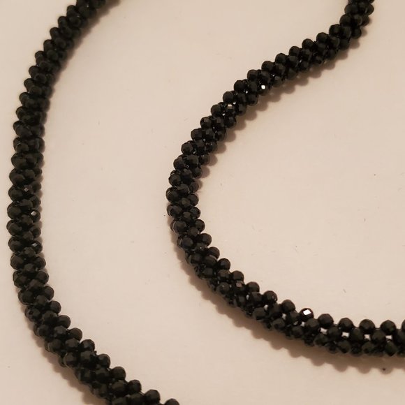 BLACK SPINEL RONDELLE FACETED 3 LAYERED NECKLACE - NWOT - Picture 9 of 10